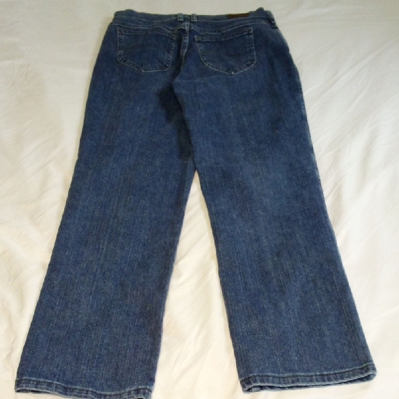Lee Women's Relaxed At Waist Straight Leg Jeans Size 10M - Picture 4 of 12